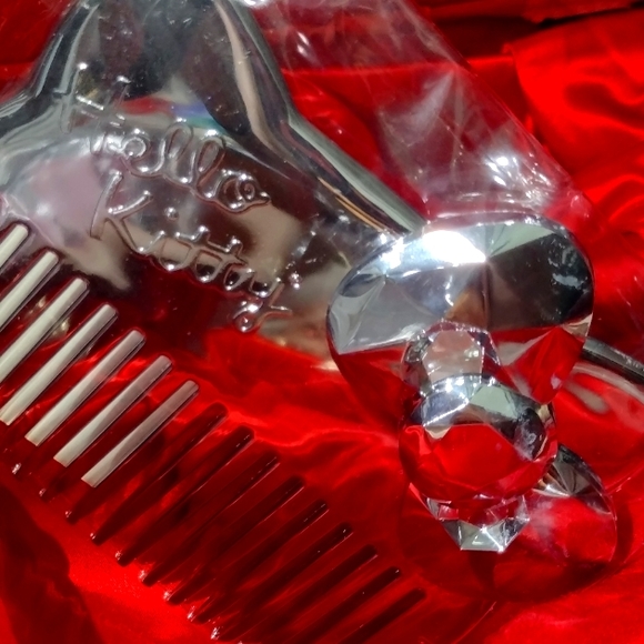 HELLO KITTY 😸🐈Large Silver Comb NWT - Picture 2 of 8
